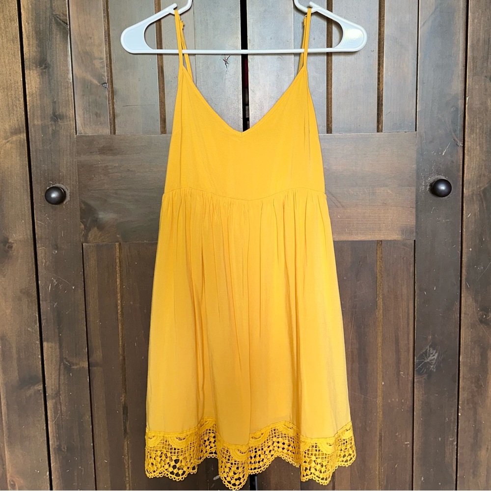 Forever 21 lace dress